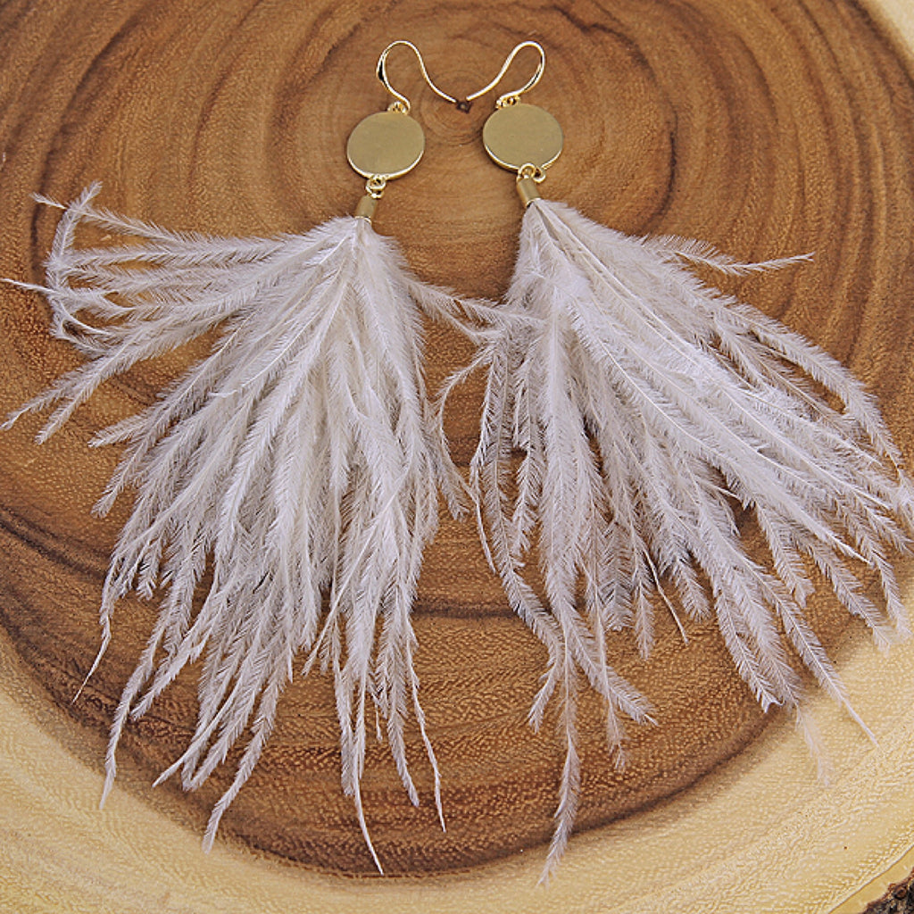 Gray Soft Feather Gold Circle Earrings